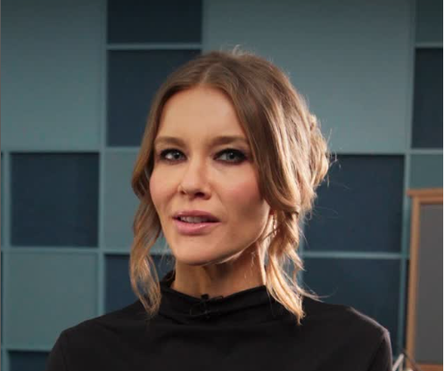 Laura Karasek Krankheit, Warum der TV-Star sich nicht über ihre Krankheit definieren lässt